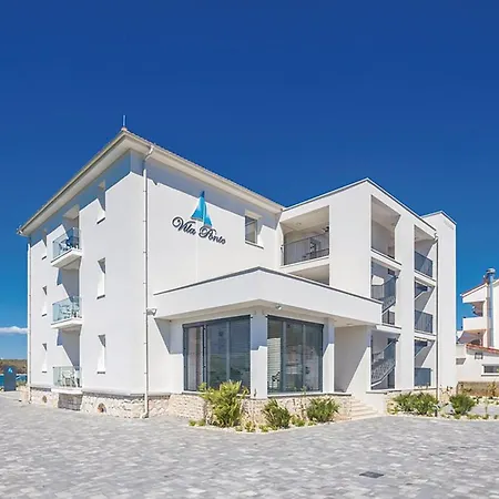 Lovely In With House Sea View Apartmán *
