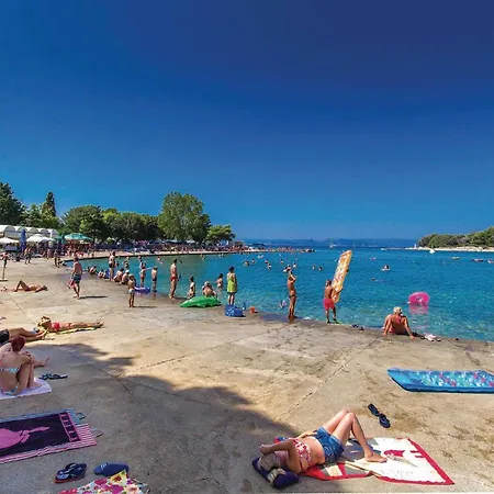 Lovely In With House Sea View Apartmán Punat