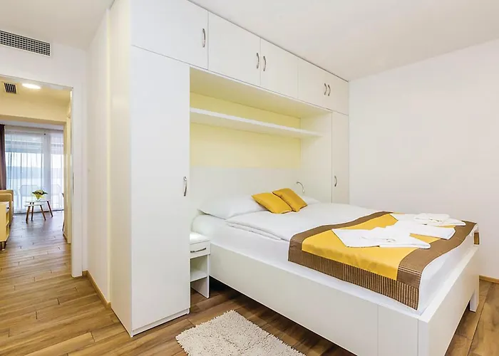 Stunning In With Wifi Apartment Punat