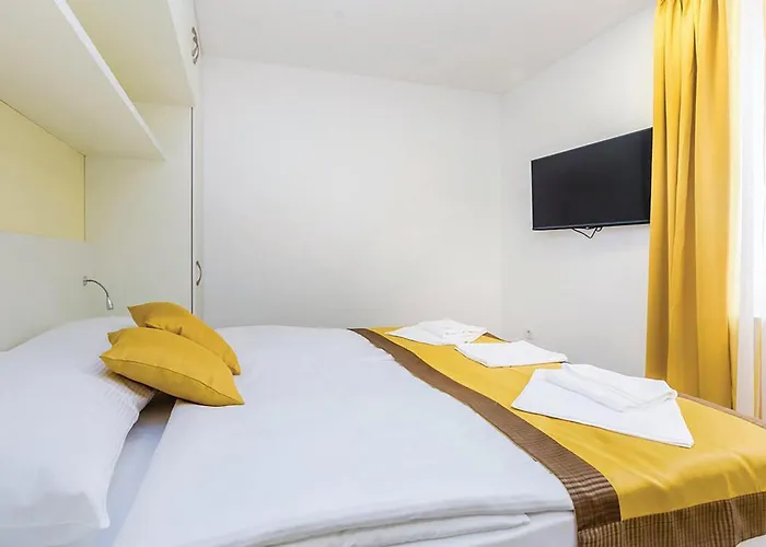 Stunning In With Wifi Appartement Punat