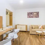 Lovely In With Swimming Pool Пунат